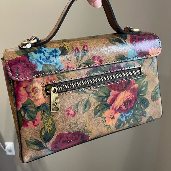 NWT Patricia Nash Carisbrooke Satchel/Vintage Victorian Garden Crossbody Bag - Picture 4 of 9